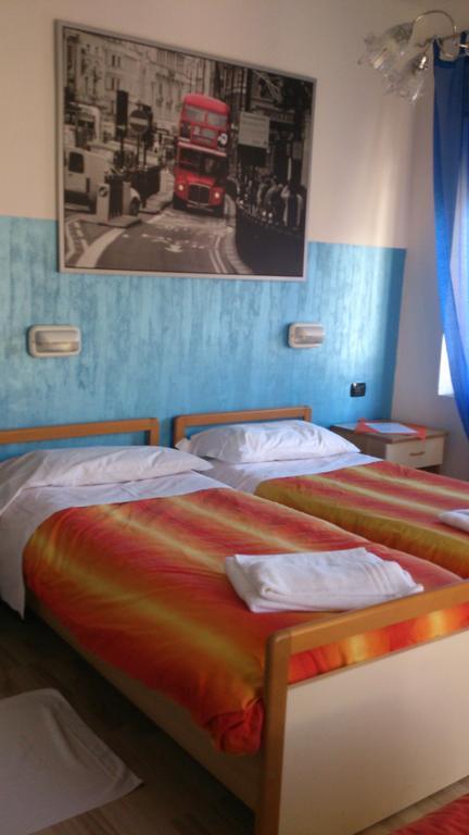 Hotel Paradise Bruzolo Quarto foto